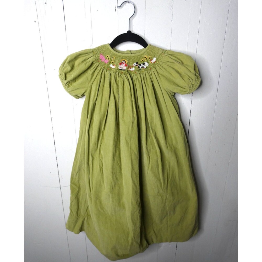 VTG Amanda Remembered Girls 4 Green Corduroy Smocked Neck Dress Farm Animals